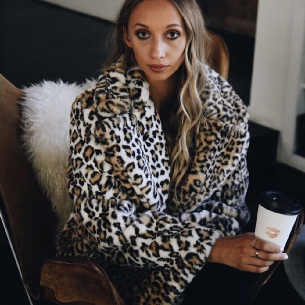 Leopard Fur Coat (1 Medium Left) - Picture 8 of 8